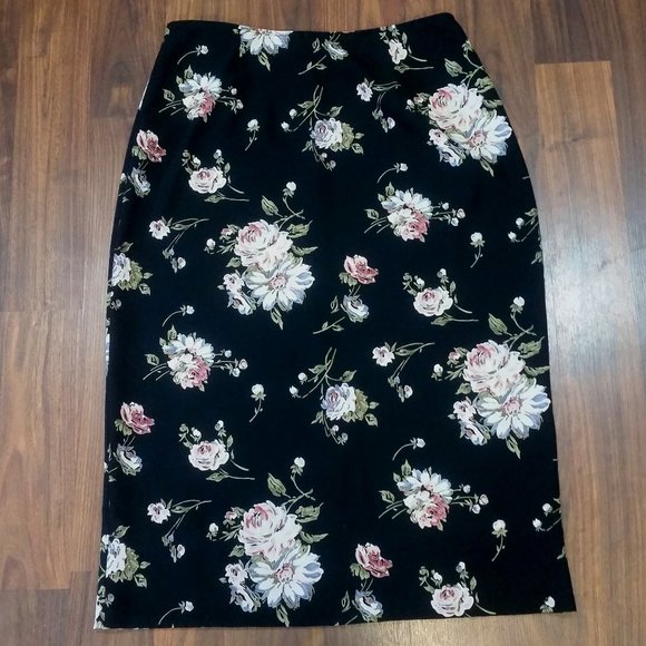 AGB Byer California Dresses & Skirts - 🎀 $5 or 4 for $10 - AGB Byer California Skirt, size Large, VGUC to EUC